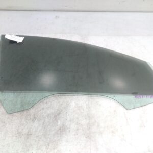 2012 HOLDEN COMMODORE RIGHT FRONT DOOR WINDOW