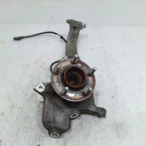 2011 FORD FALCON RIGHT FRONT HUB ASSEMBLY