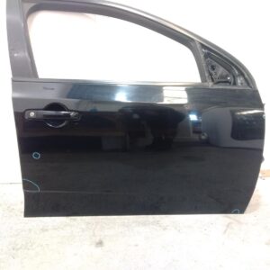 2011 FORD FALCON RIGHT FRONT DOOR