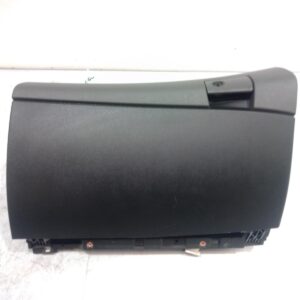 2012 HOLDEN COMMODORE GLOVE BOX