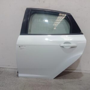 2013 FORD FOCUS LEFT REAR DOOR SLIDING