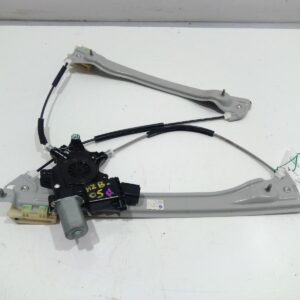 2018 HOLDEN COMMODORE RIGHT FRONT WINDOW REG MOTOR