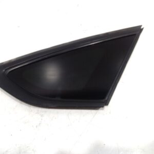 2015 FORD MONDEO RIGHT REAR SIDE GLASS