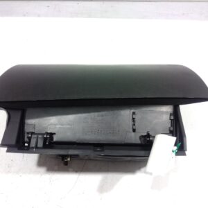 2011 HOLDEN CAPTIVA GLOVE BOX