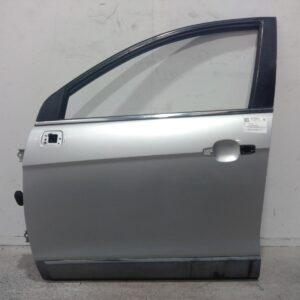 2011 HOLDEN CAPTIVA LEFT FRONT DOOR