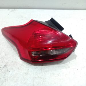 2017 FORD FOCUS LEFT TAILLIGHT