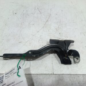 2012 HOLDEN BARINA BONNET HINGE STRUT