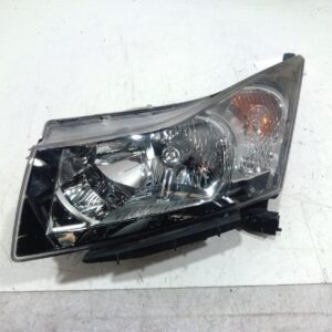 2015 HOLDEN CRUZE LEFT HEADLAMP