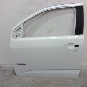 2018 HOLDEN COLORADO LEFT FRONT DOOR