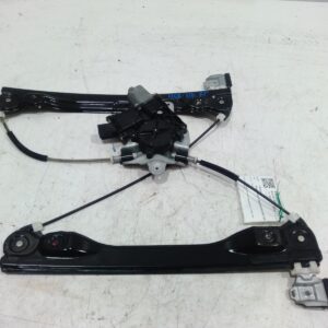 2011 HOLDEN CRUZE RIGHT FRONT WINDOW REG MOTOR