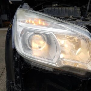 2014 HOLDEN COLORADO RIGHT HEADLAMP