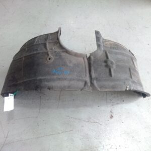 2018 HOLDEN EQUINOX LEFT GUARD LINER