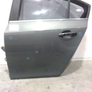 2011 HOLDEN CRUZE LEFT REAR DOOR SLIDING