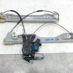 2018 HOLDEN EQUINOX RIGHT FRONT WINDOW REG MOTOR