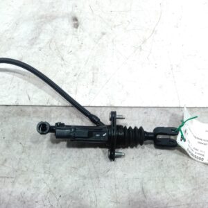 2018 HOLDEN COLORADO CLUTCH MASTER CYLINDER