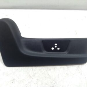 2014 HOLDEN COLORADO TRIM PANEL