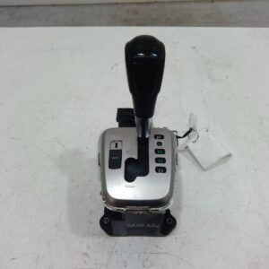 2008 HOLDEN CAPTIVA GEAR STICK SHIFTER