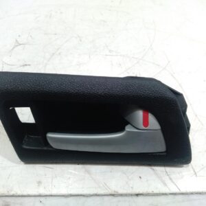 2011 HOLDEN COMMODORE DOOR HANDLE