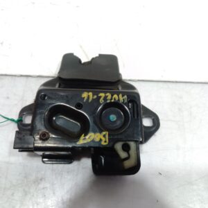 2011 HOLDEN COMMODORE DOOR BOOT GATE LOCK