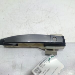 2008 HOLDEN CAPTIVA DOOR HANDLE