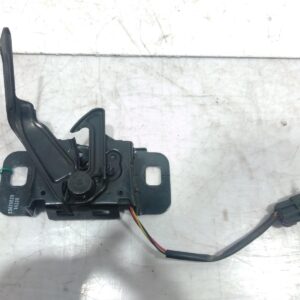 2015 HOLDEN MALIBU BONNET LOCK SUPPORT