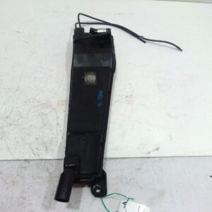 2011 HOLDEN COMMODORE WASHER BOTTLE