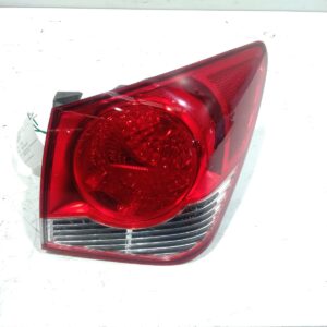 2014 HOLDEN CRUZE RIGHT TAILLIGHT